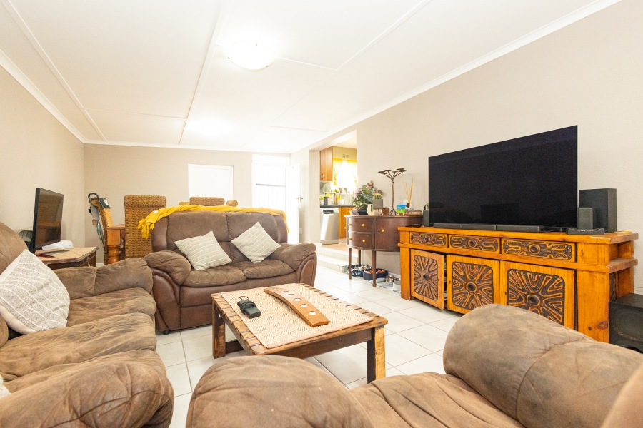 To Let 3 Bedroom Property for Rent in Bonnie Brae Western Cape